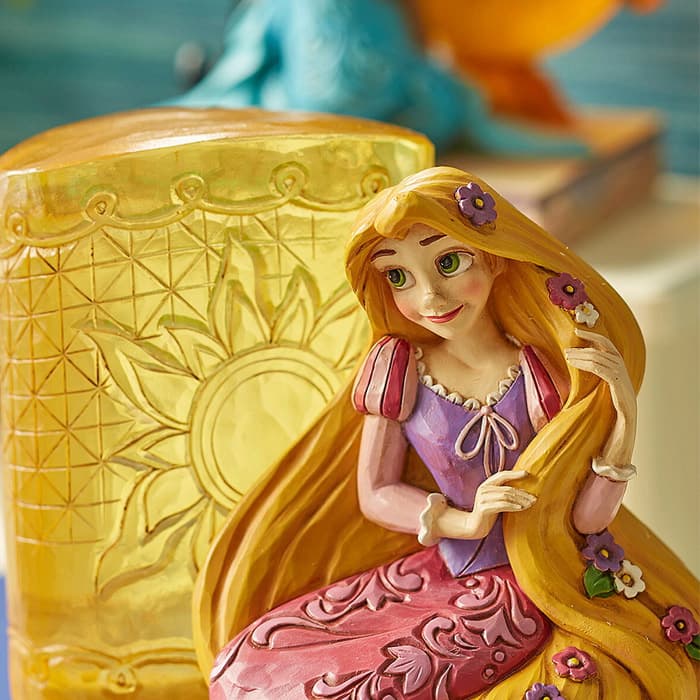 فیگور اورجینال دیزنی Rapunzel with Lantern Figurine — تصویر ۷
