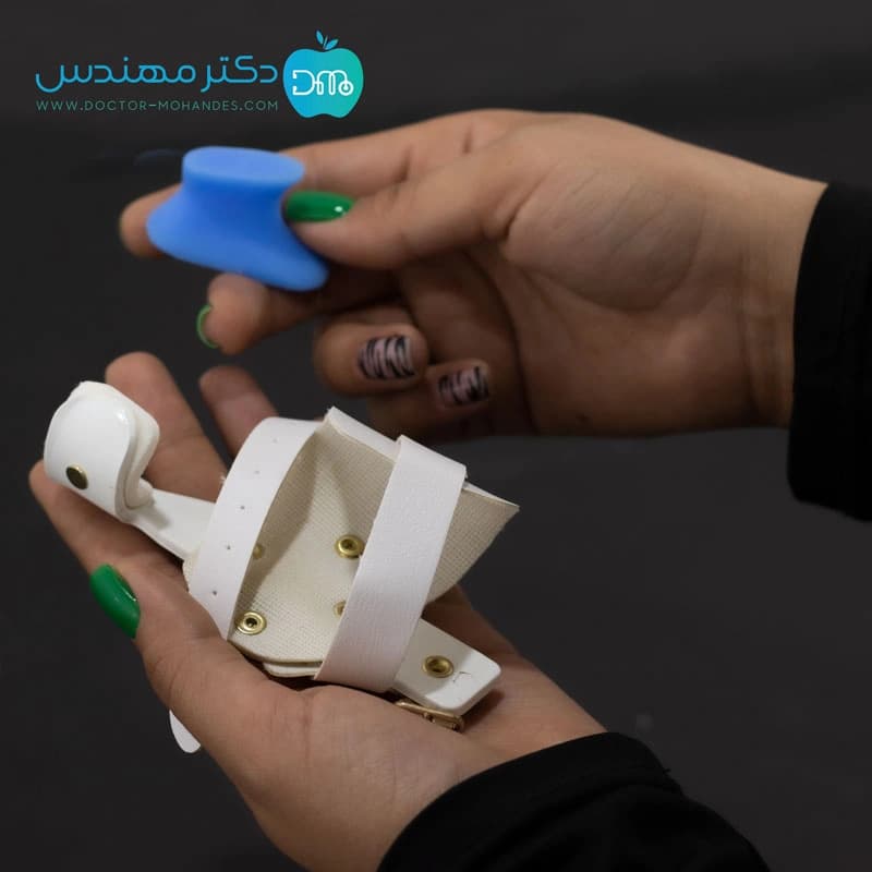مجموعه اسپلنت هالوکس والگوس پای راست با لا انگشتی سیلیکونی سما طب کد6027 — تصویر ۹