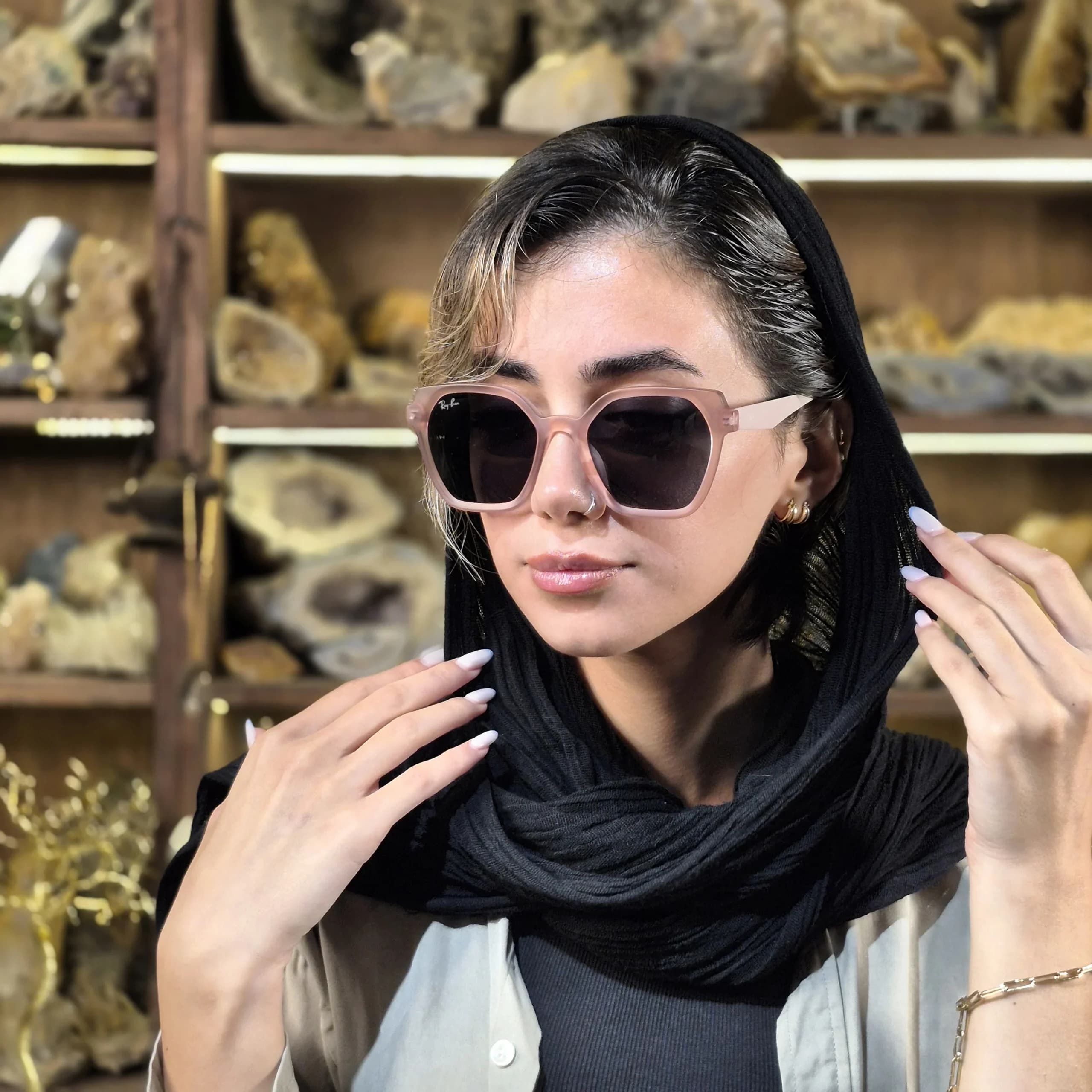 عینک آفتابی ری بن RayBan RB7138 — تصویر ۱۱
