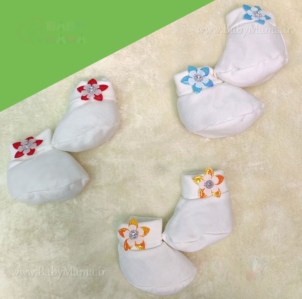 پاپوش نوزادی گل نگین دار