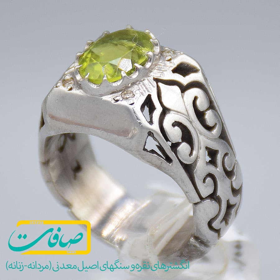 انگشتر زبرجد تراشدار دارای 4 عدد الماس مردانه «کد 2912»