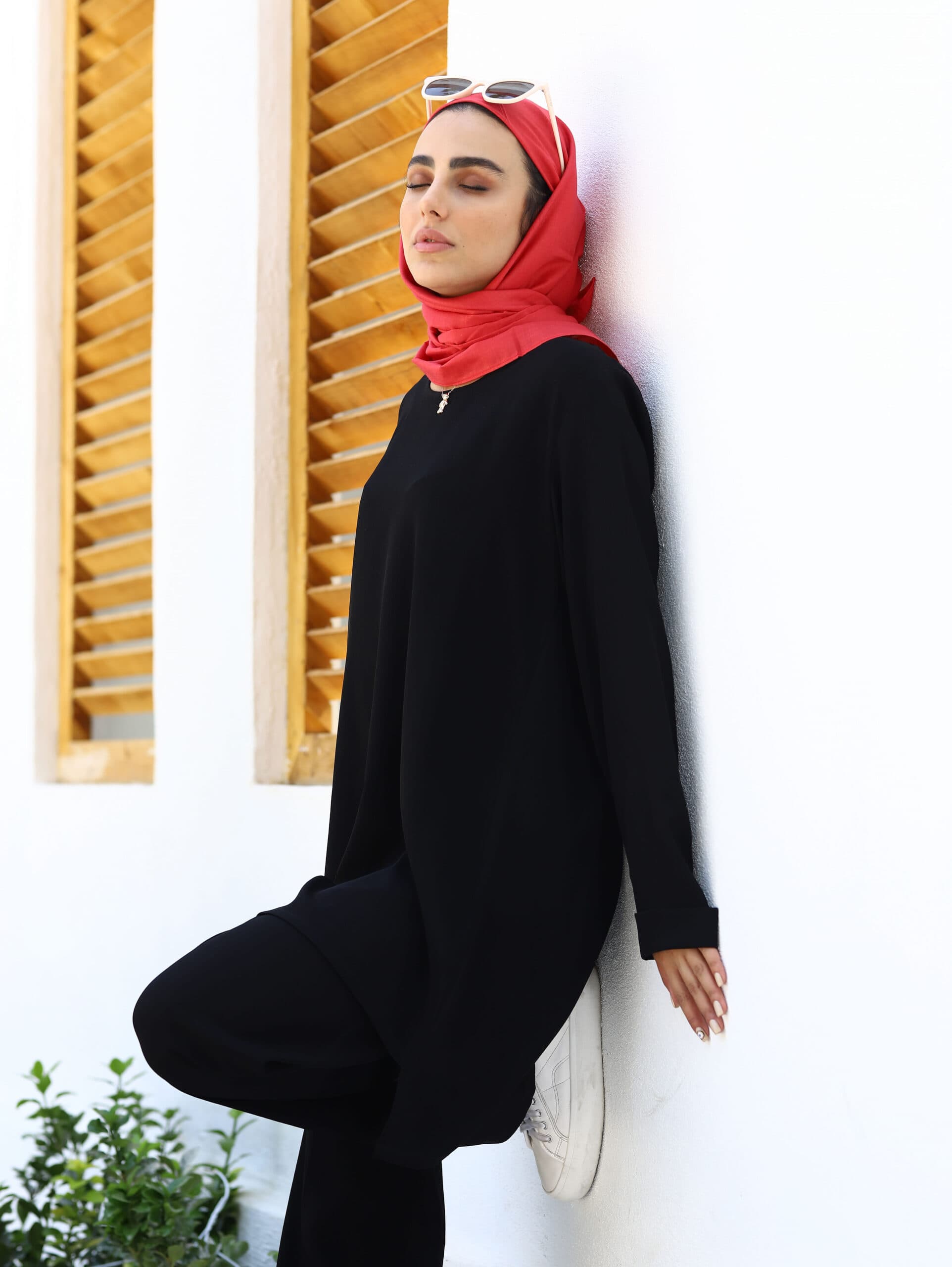 روسری وال هندی قرمز — تصویر ۵