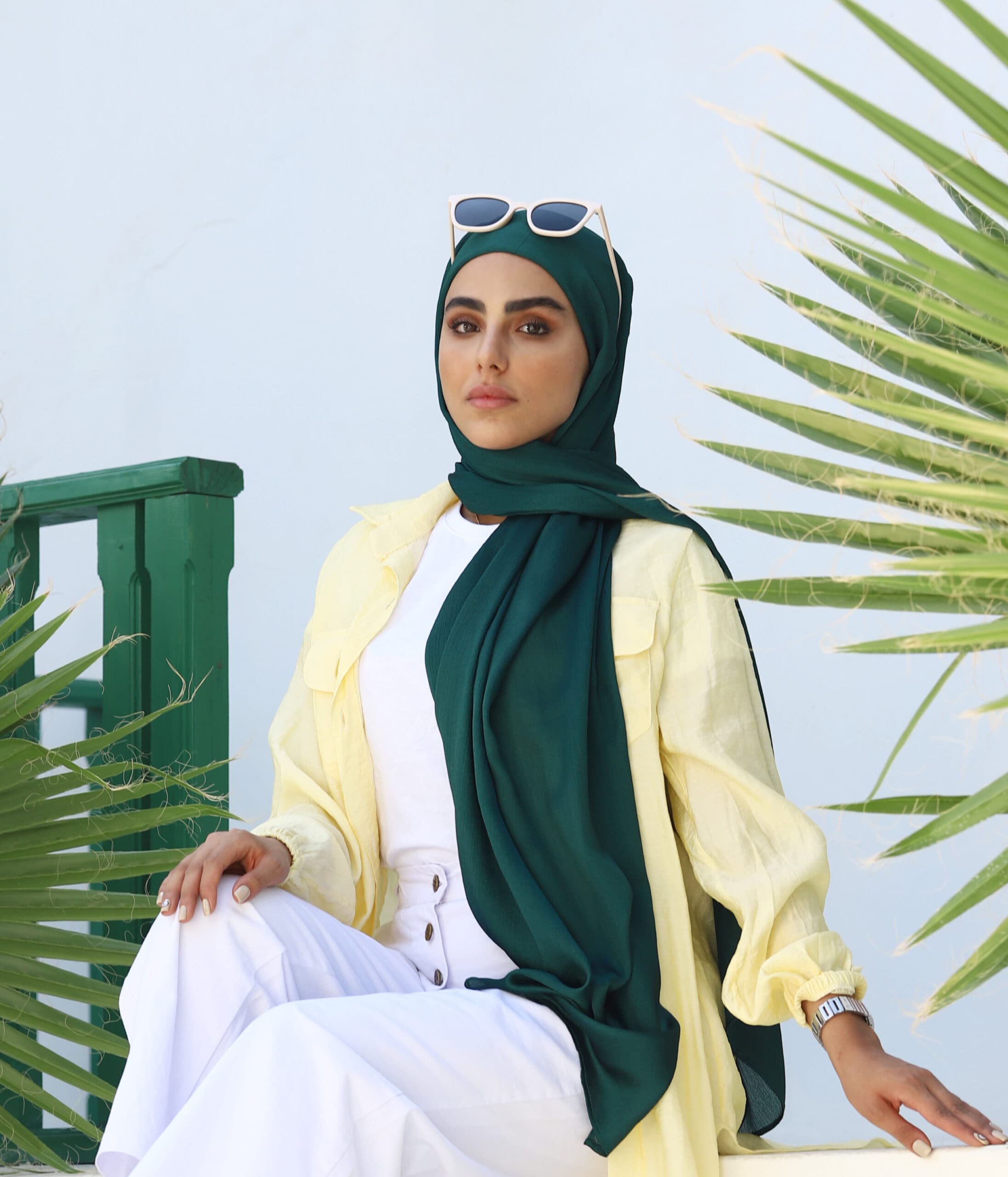 شال کلاهدار سبز یشمی تسلا — تصویر ۳