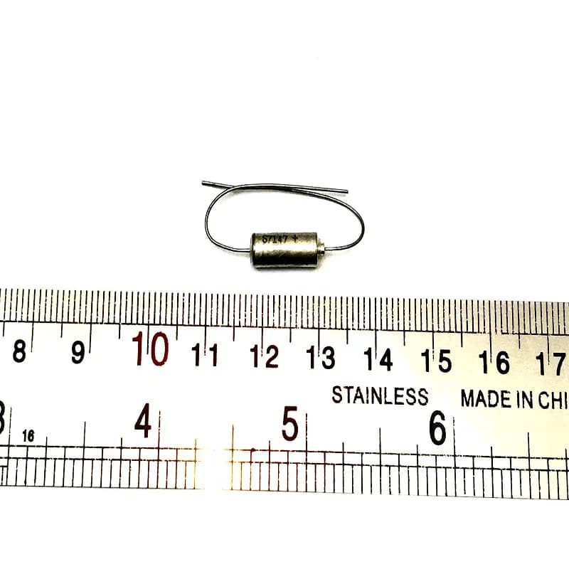 خازن تانتالیوم نظامی 2.2uf/35V — تصویر ۲