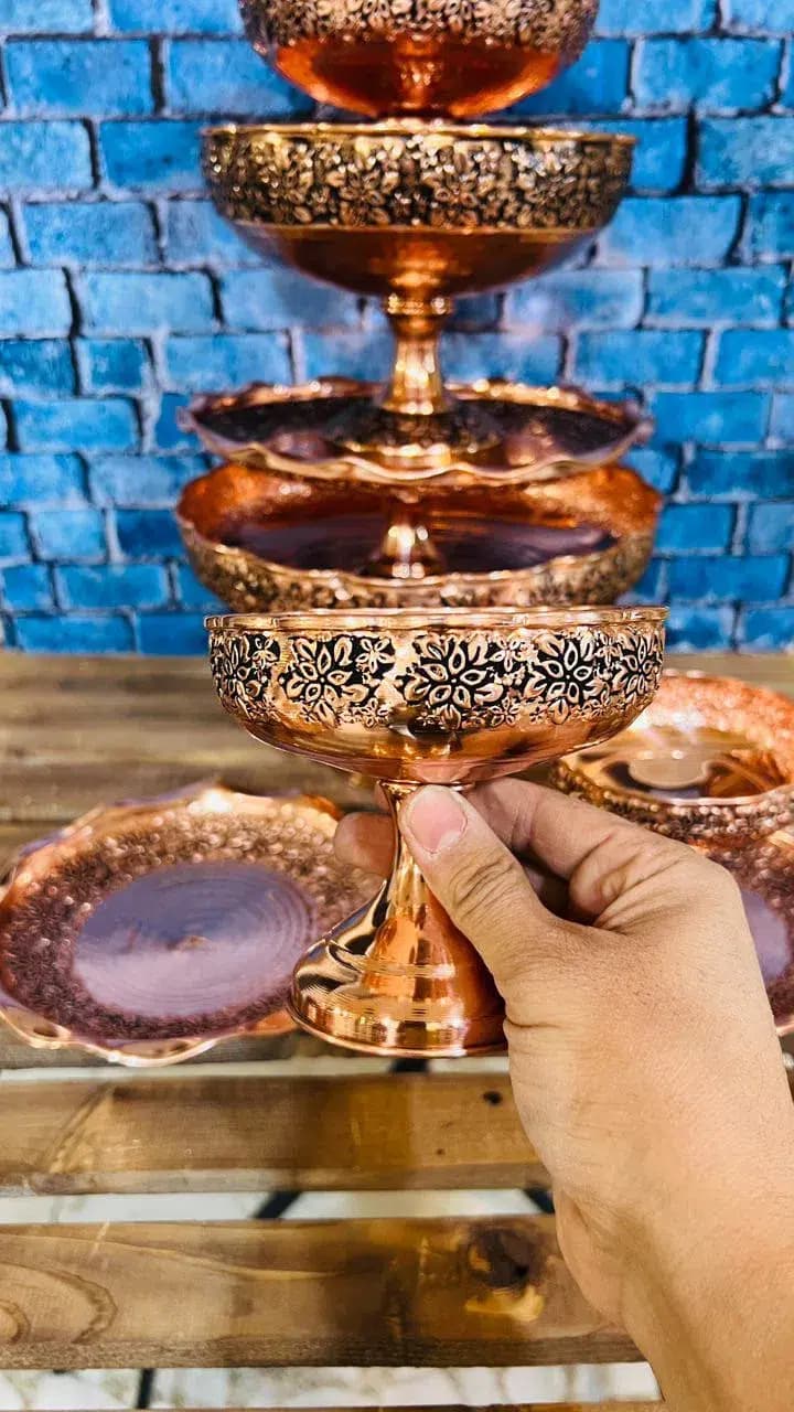 پیش دستی و پیاله گلبرگ مسی — تصویر ۳