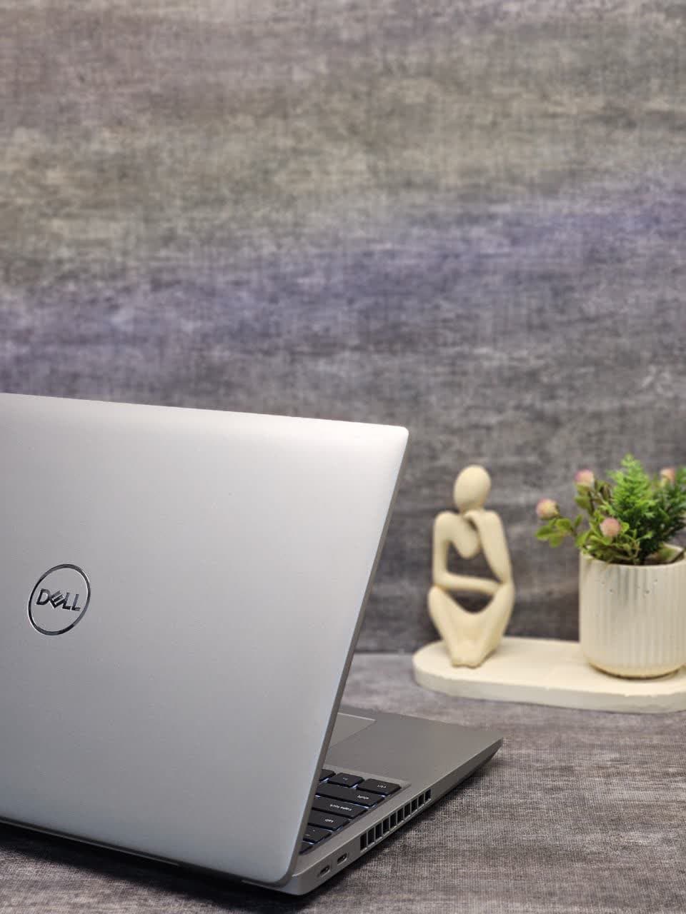 Dell Precision 3561 | Core i7-11800H | T1200 4GB — تصویر ۵