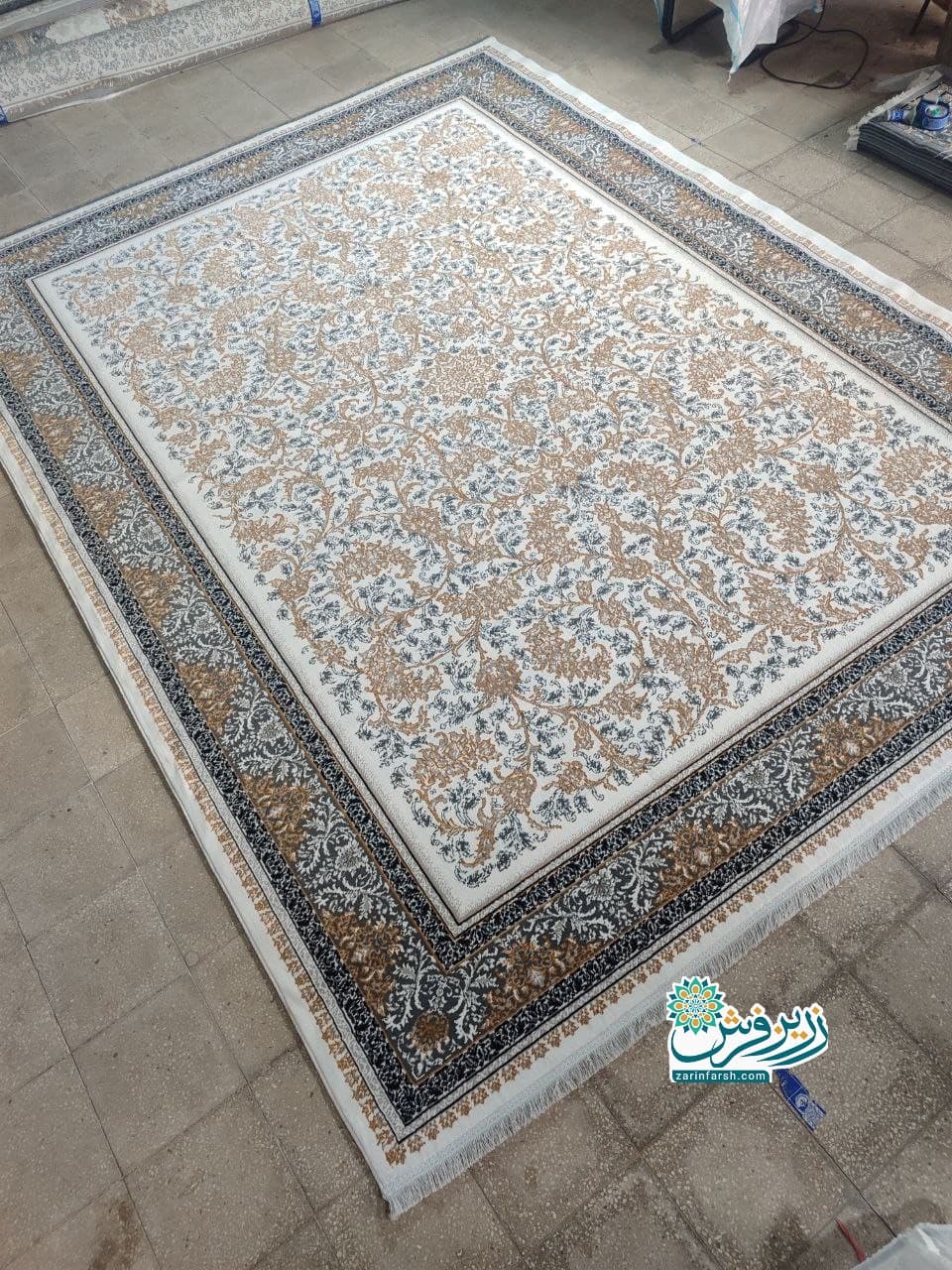 فرش ماشینی 500 شانه طرح نگار رنگ کرم