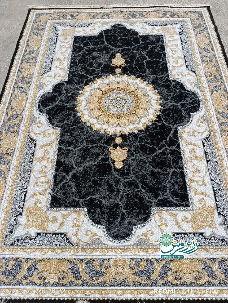 فرش ماشینی 500 شانه طرح نسیم رنگ مشکی — تصویر ۳