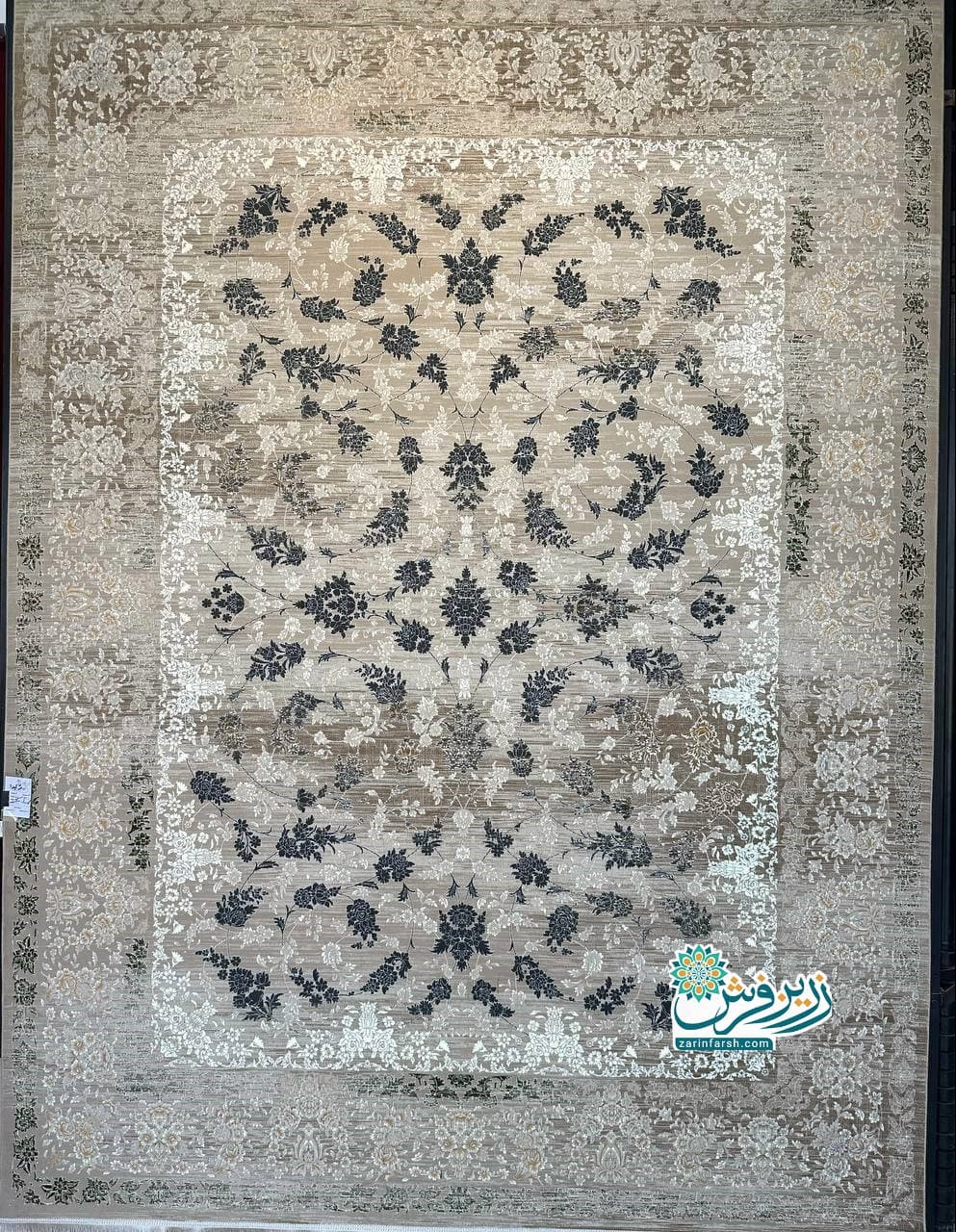 فرش لیندا بژ 700 شانه – تمام نخ اکریلیک