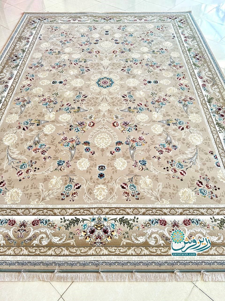 فرش نوژان بژ 700 شانه – تمام نخ اکریلیک