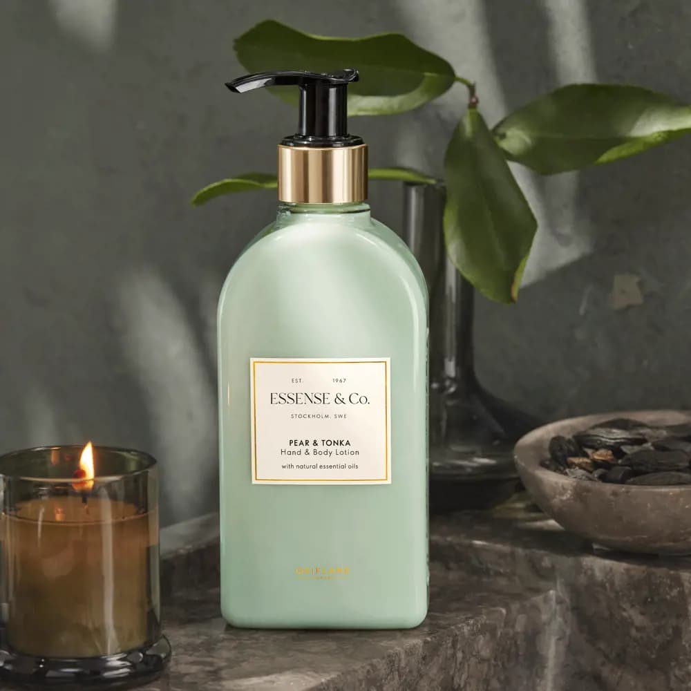 صابون مایع لوکس با رایحه گلابی تازه و تونکای خامه‌ای اوریفلیم Essense&Co Pear & Tonka Hand & Body Wash — تصویر ۱۲