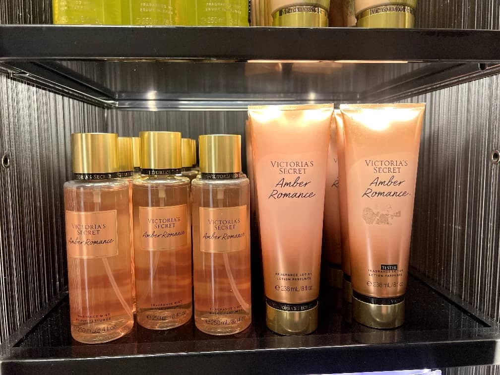 بادی اسپلش آمبر رومنس ویکتوریا سکرت Victoria’s Secret Body Splash Amber Romance — تصویر ۳