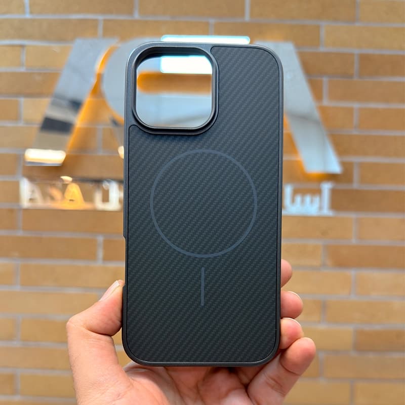 کاور مگ سیف طرح کربن برند Tadamall مناسب برای iPhone 16 ProMax — تصویر ۵