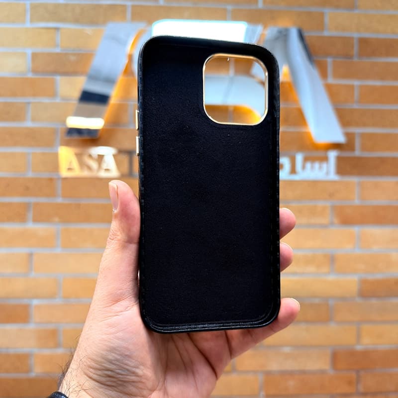 کاور چرمی طرح کربن HOJAR مناسب برای گوشی موبایل iPhone 13 ProMax — تصویر ۵