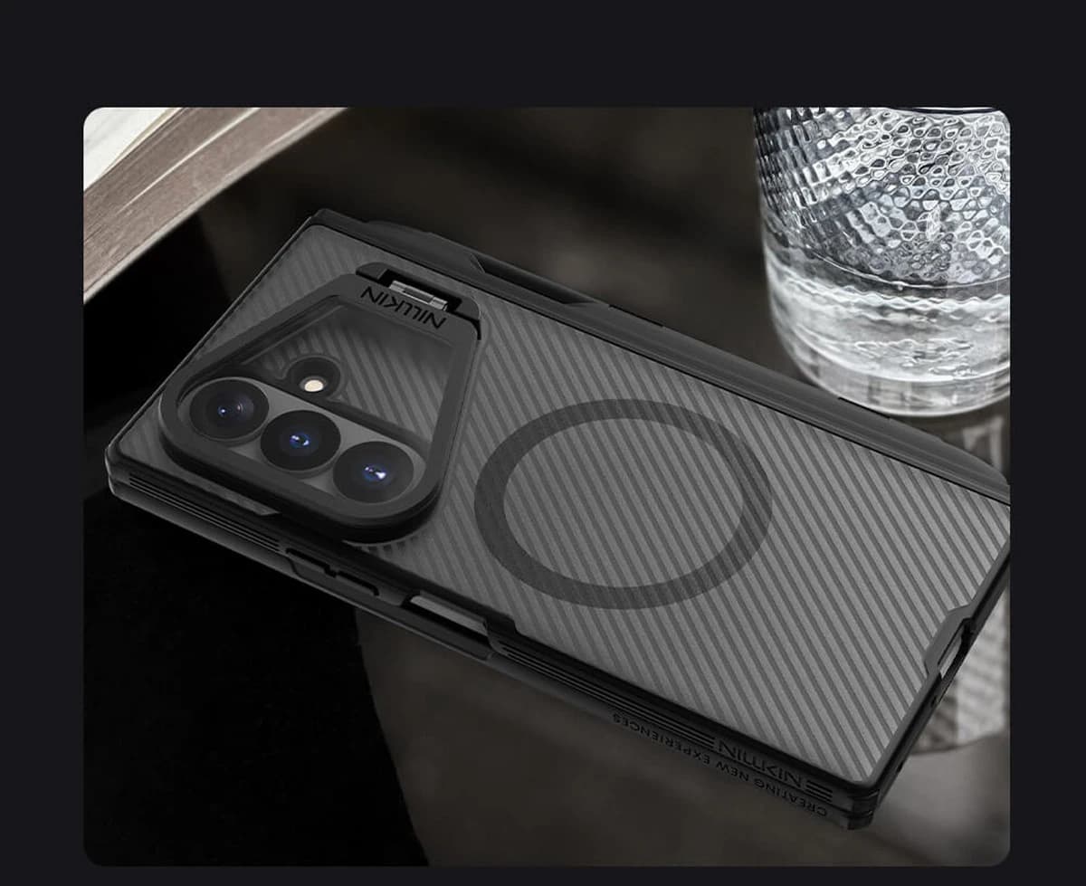 گارد دودی مگنتی کمرا استند قلم دار Galaxy Z Fold 8 Ultra مارک نیلکین مدل Camshield Prop — تصویر ۶