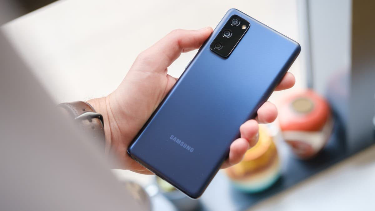 Samsung Galaxy S20 FE — تصویر ۹