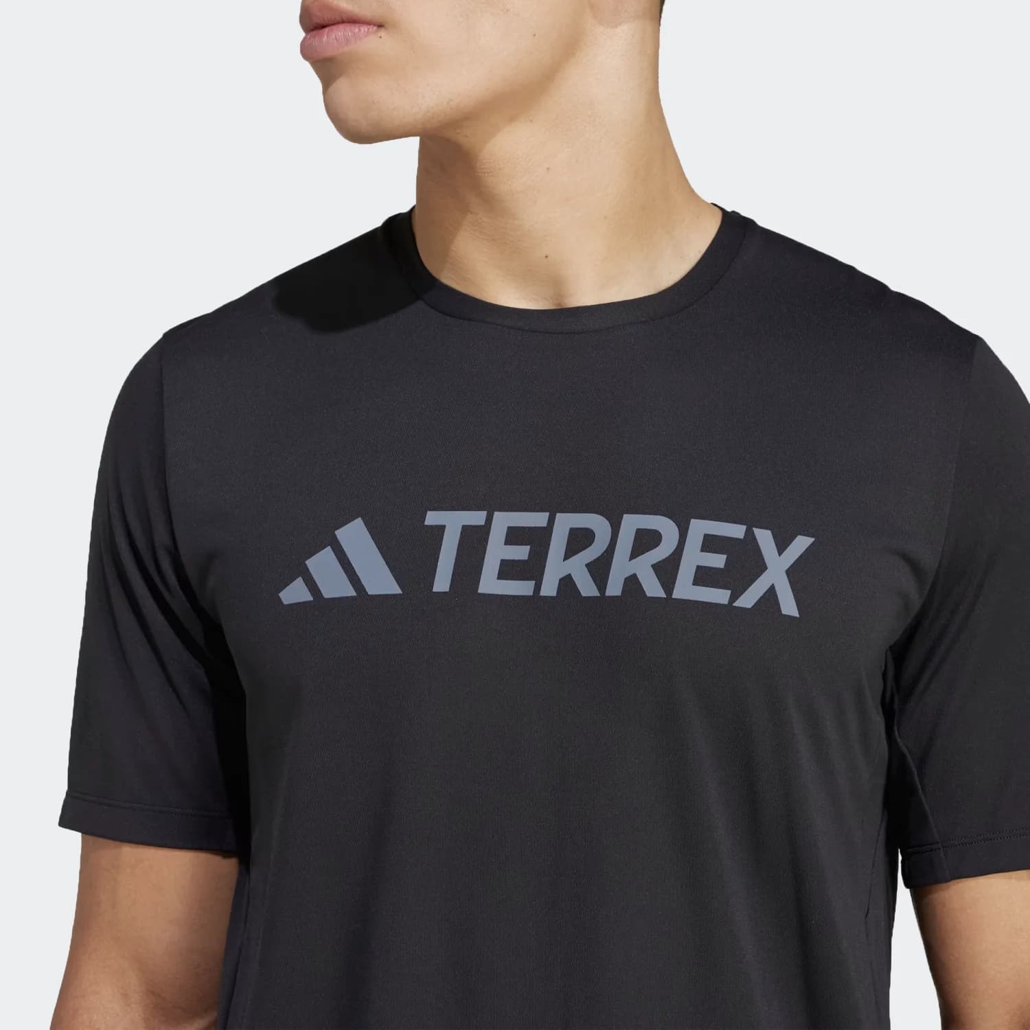 تیشرت مردانه آدیداس مدل Terrex Multi Climacool Logo Tech Tee — تصویر ۹