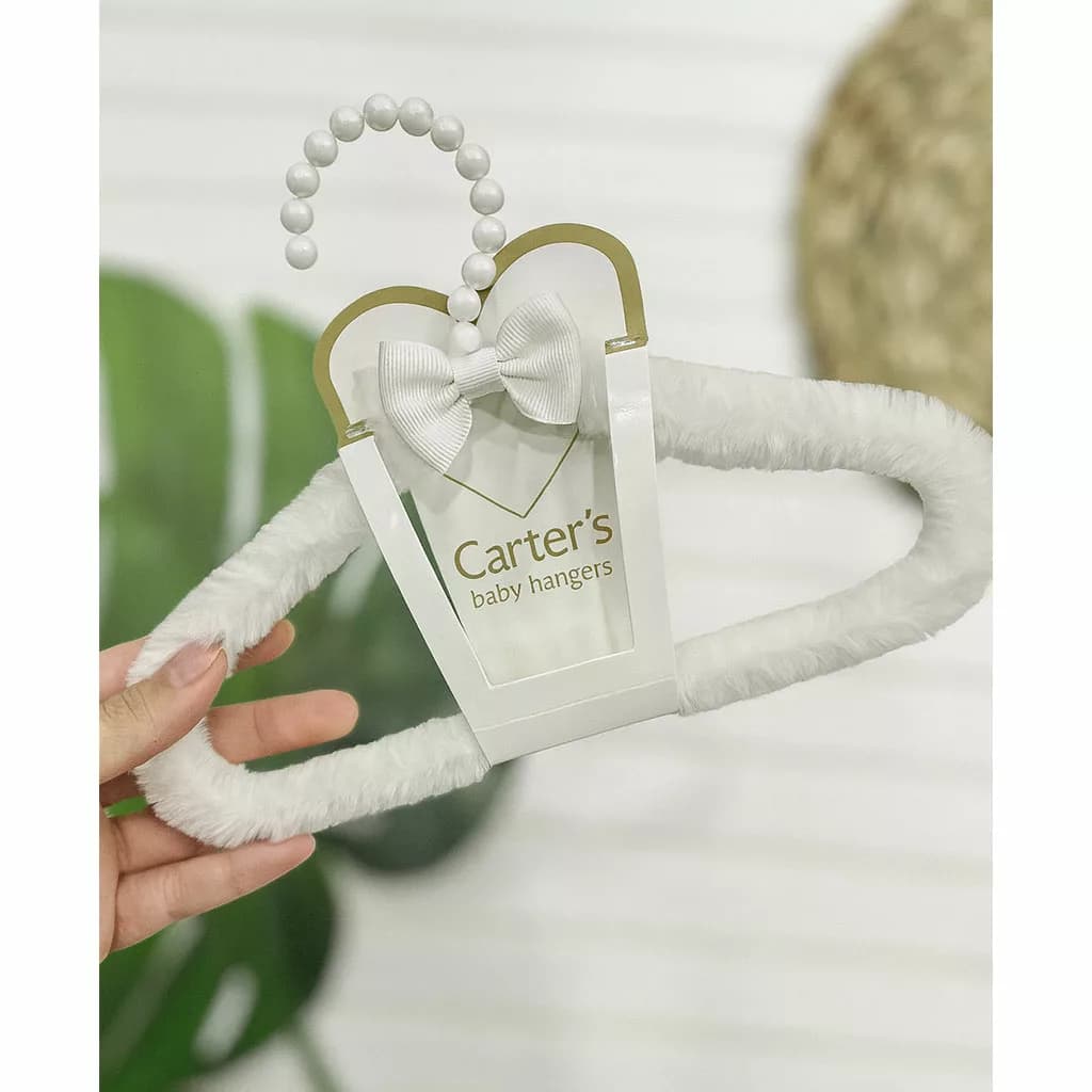 چوب لباسی خز پولیشی طرح قلب صدفی کارترز Carters — تصویر ۸