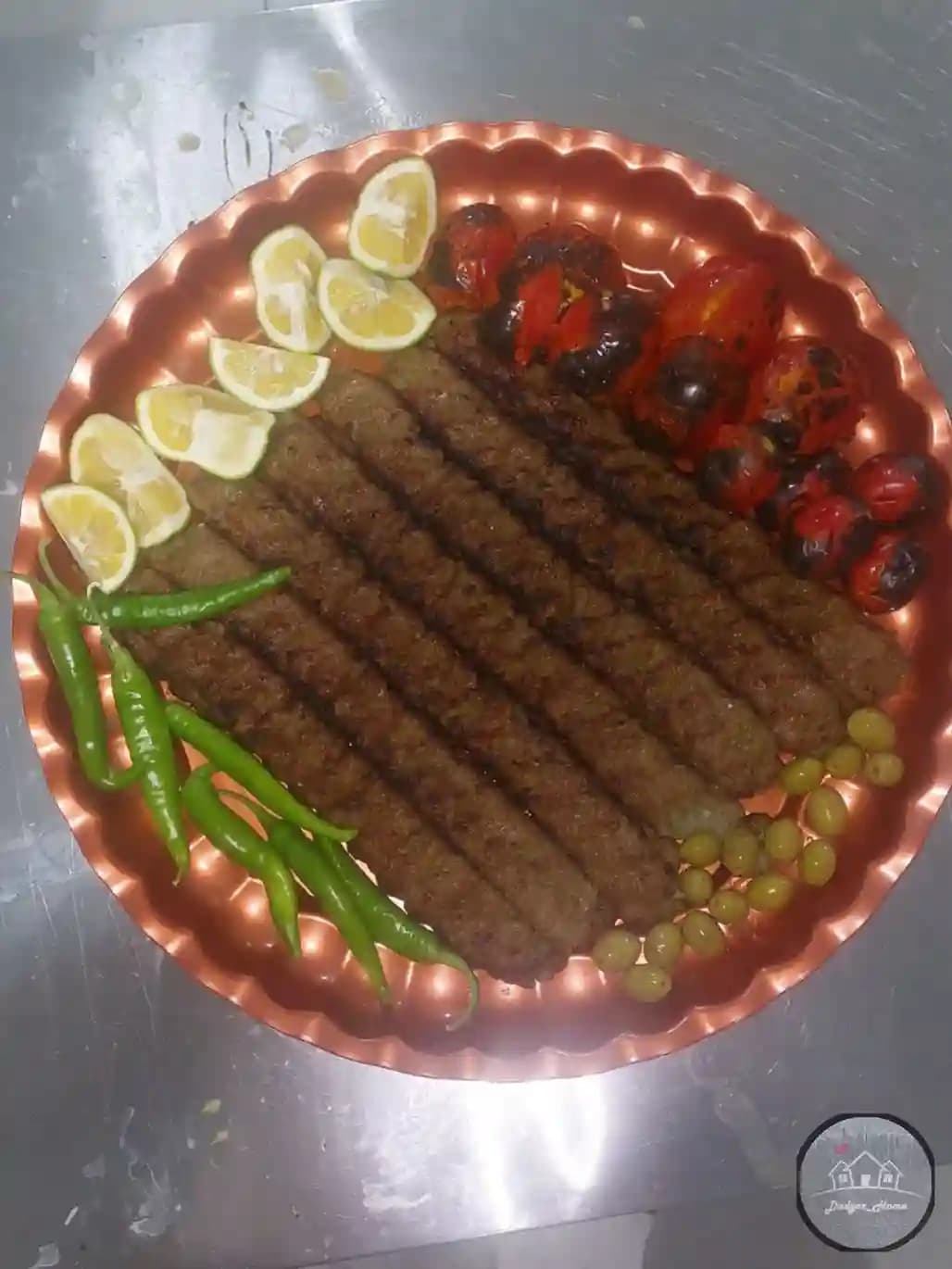 سینی یکبارمصرف گرد نگین 20 عددی ” قطر 35 سانت”