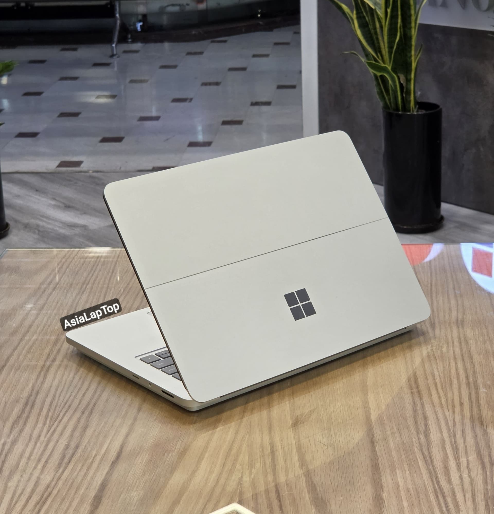 مایکروسافت سرفیس لپتاپ استودیو۲ مدل Surface LapTop Studio2 — تصویر ۴