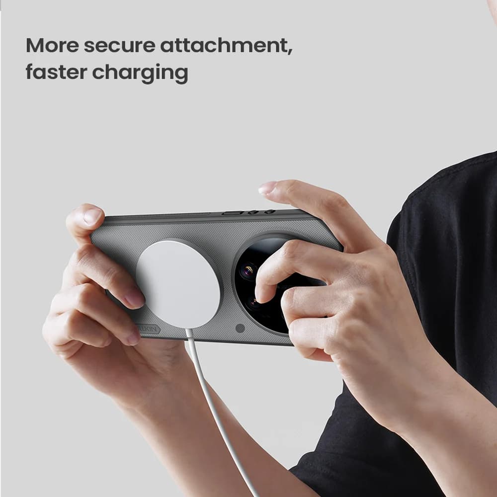 قاب ضدضربه دودی مگنتی Xiaomi 17 Ultra مارک نیلکین مدل Super Frosted Shield Pro Clear Magnetic — تصویر ۶