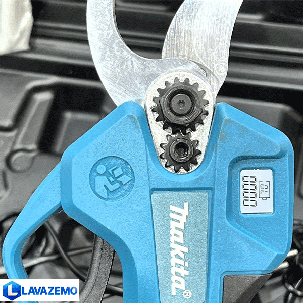 قیچی شارژی طرح ماکیتا مدل 68V MAX — تصویر ۵
