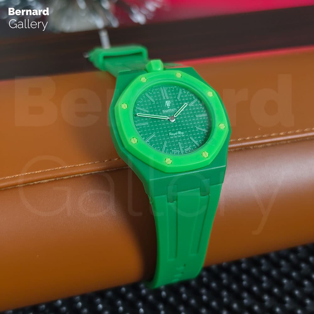 بند مچی ساعت اودمارپیگه سواچ رویال پاپ Audemars Piguet x Swatch | Royal Pop Strap رنگ سبز — تصویر ۲