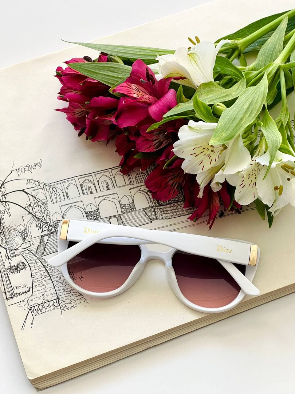 عینک زنانه برند dior کد BK-451 — تصویر ۴