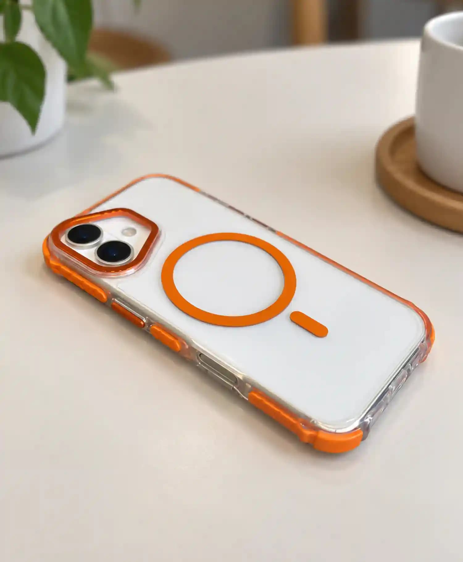 قاب پشت شفاف مگ سیف دار ویوا مادرید یانگ گوشی موبایل Iphone 17 — تصویر ۱۱