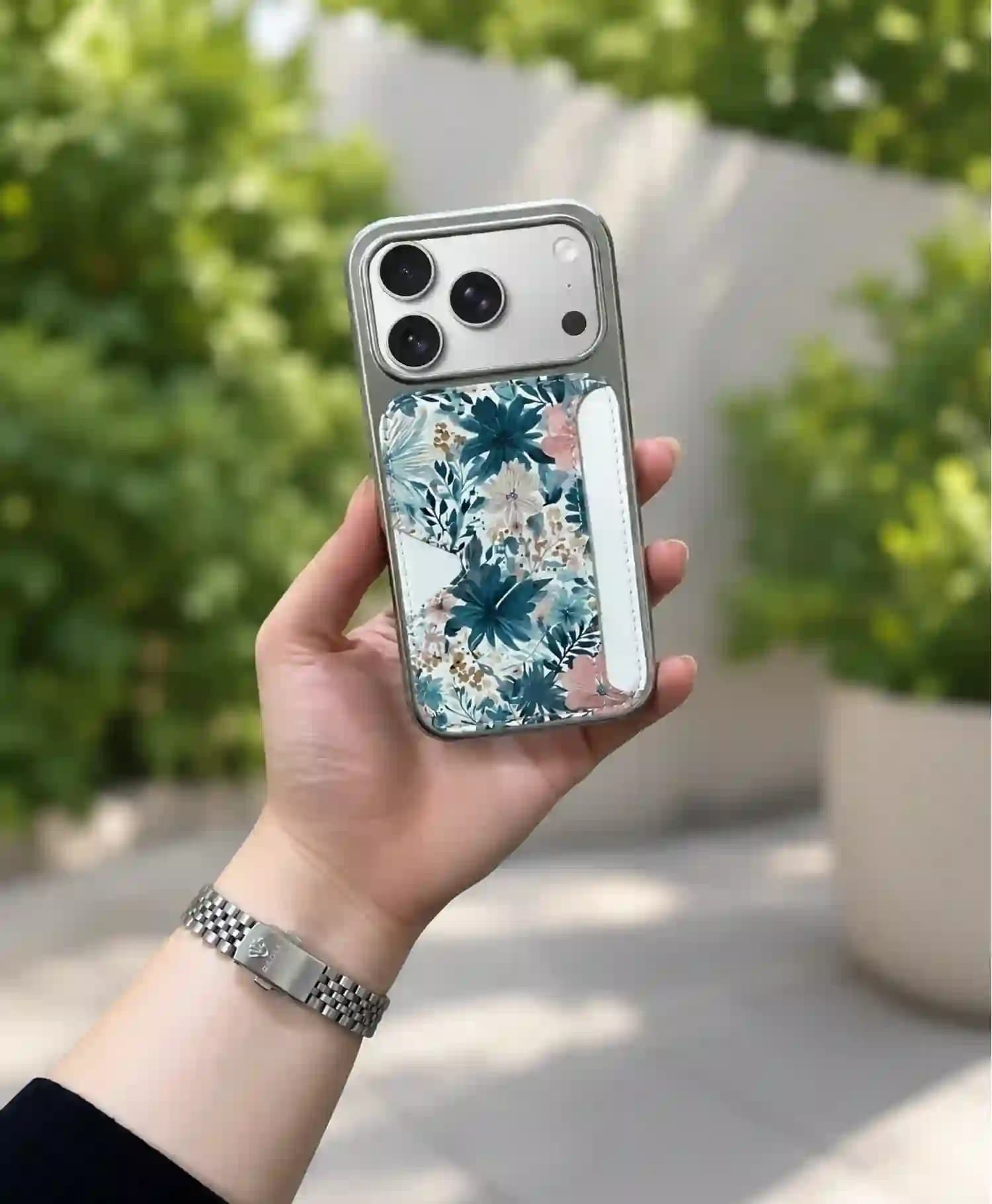 قاب چرمی جاکارتی دار طرح گل گوشی موبایل Iphone 17 Pro — تصویر ۳