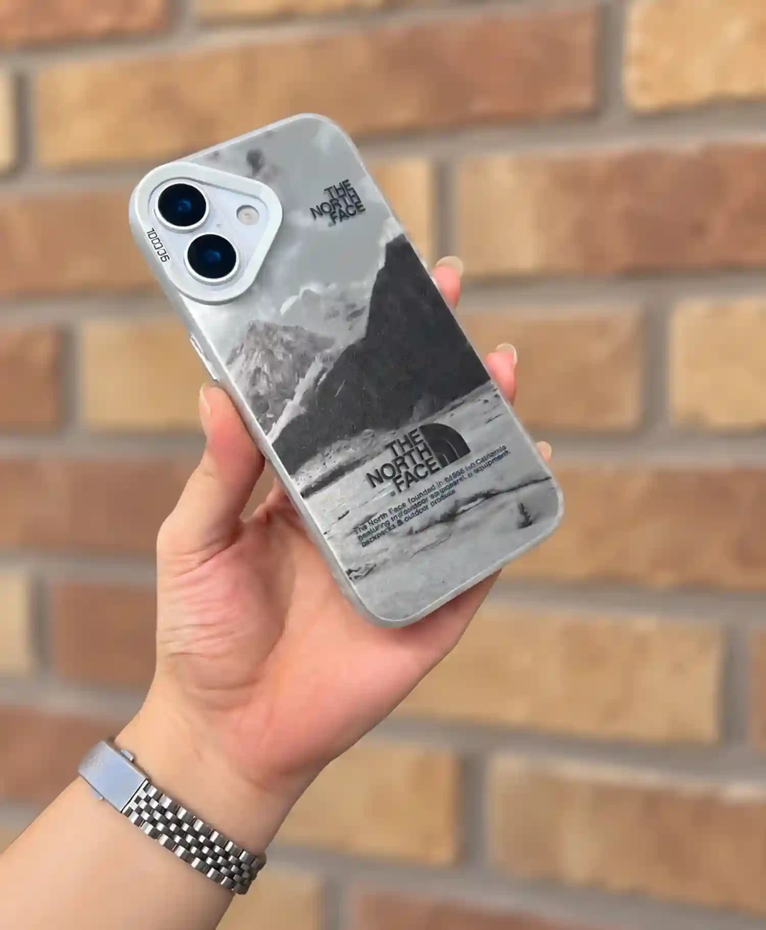قاب فانتزی So Cool طرح نورث فیس گوشی موبایل Iphone 17 — تصویر ۱۱