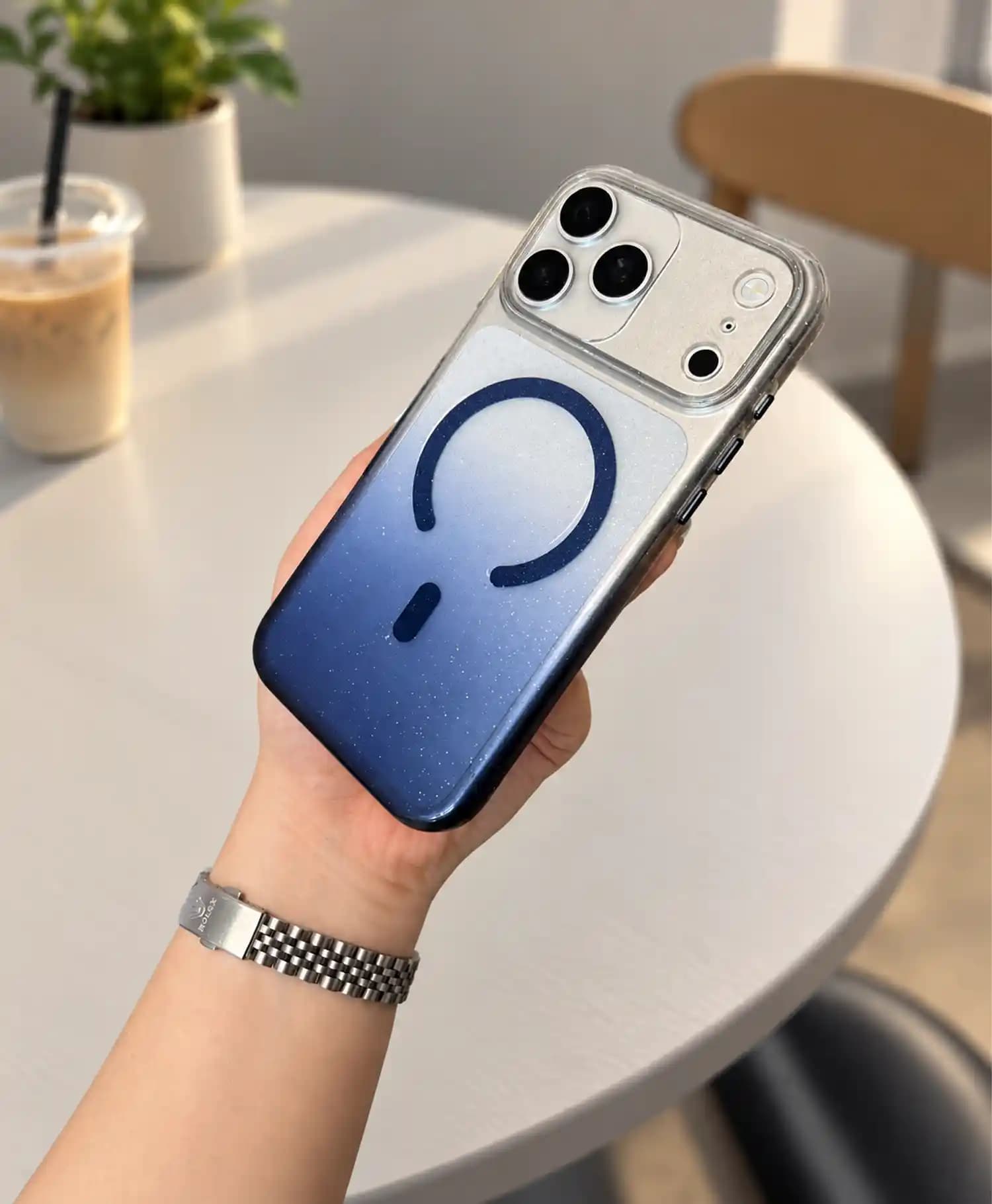 قاب کریستالی مگ سیف دار شاین مجیک ماسک گوشی Iphone 17 Pro Max — تصویر ۴