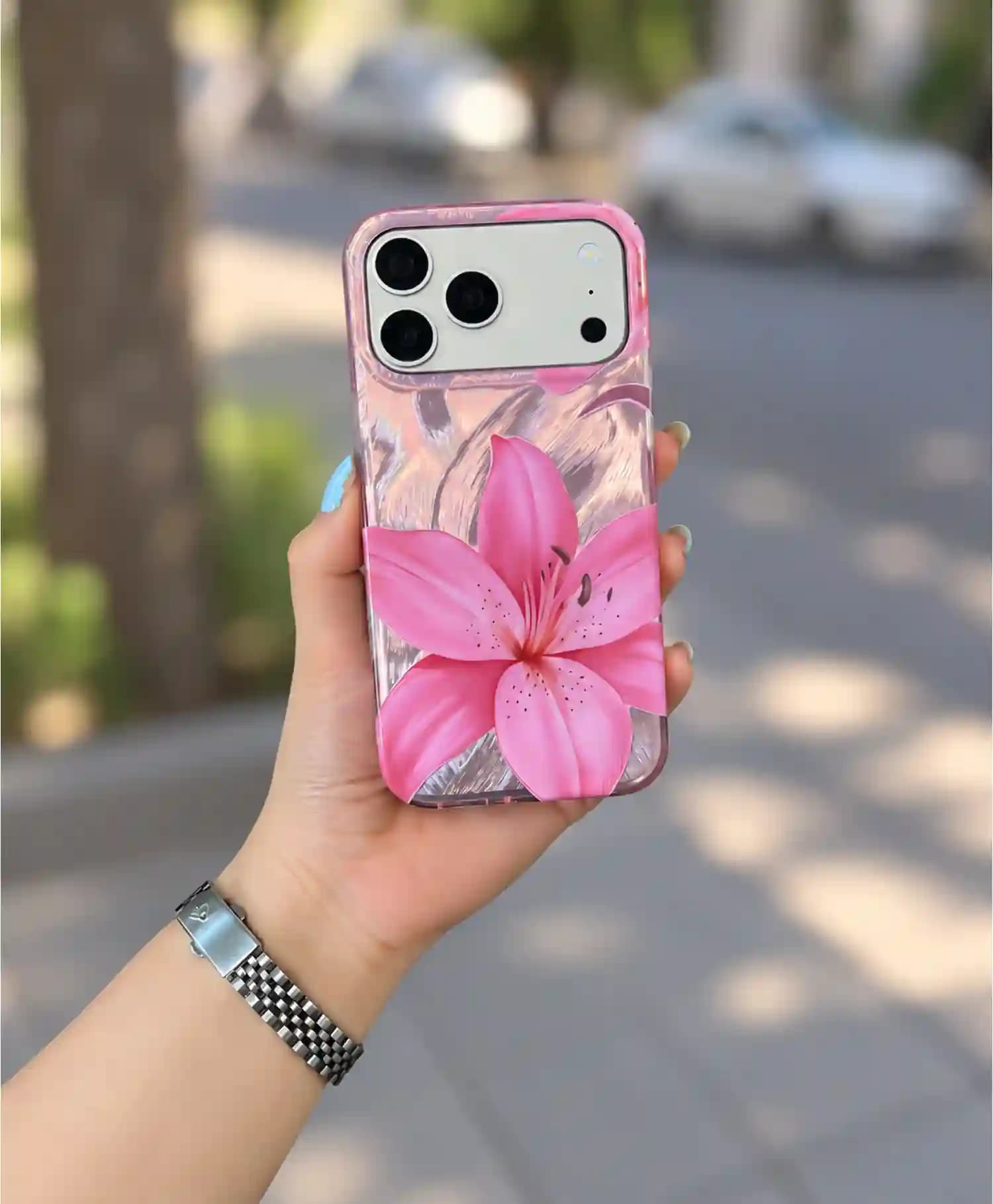 قاب هولوگرامی طرح براش لیلیوم گوشی موبایل Iphone 17 Pro Max — تصویر ۵