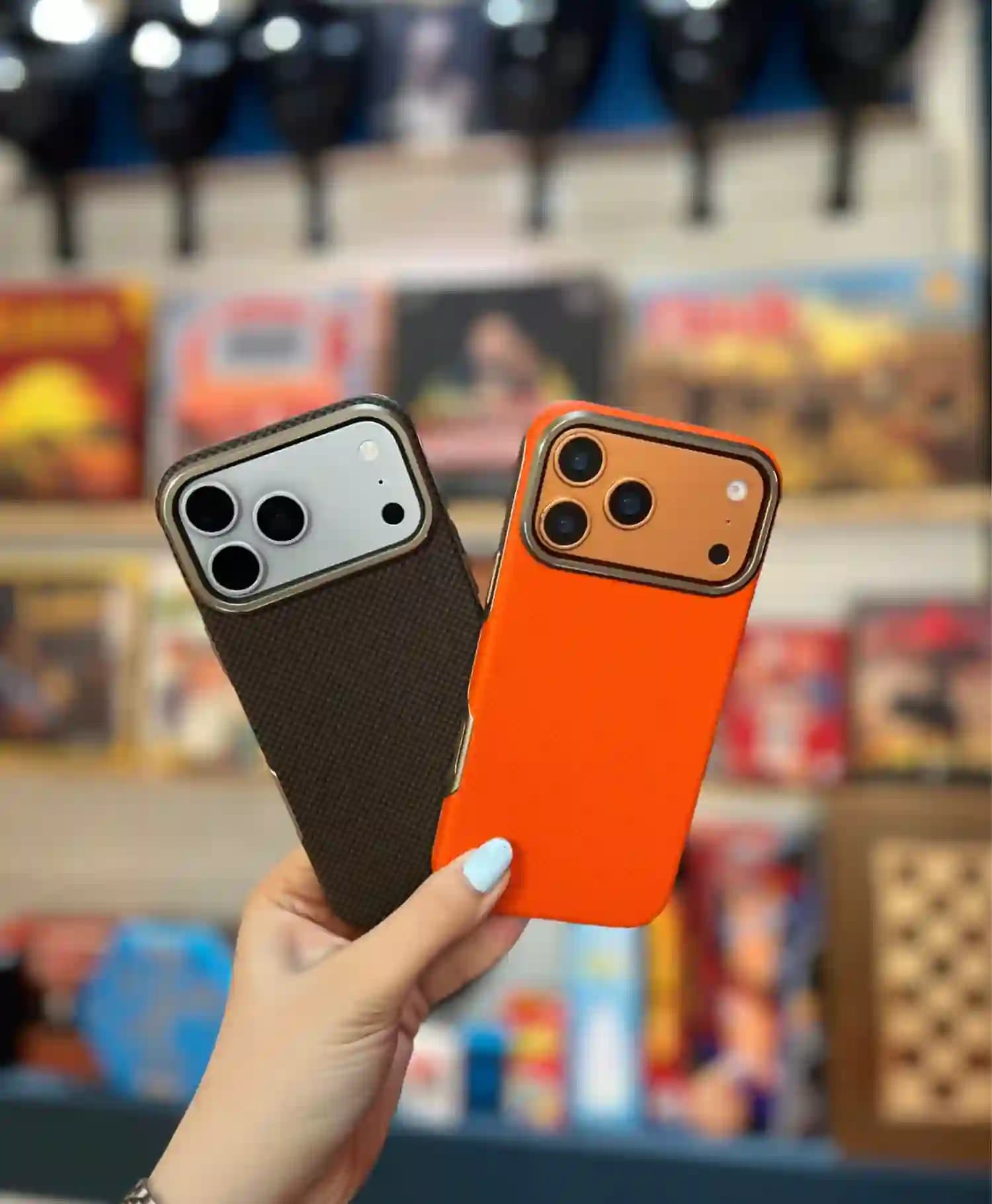 قاب سیلیکونی طرح کربنی مدل Fit Classic گوشی Iphone 17 Pro Max — تصویر ۳