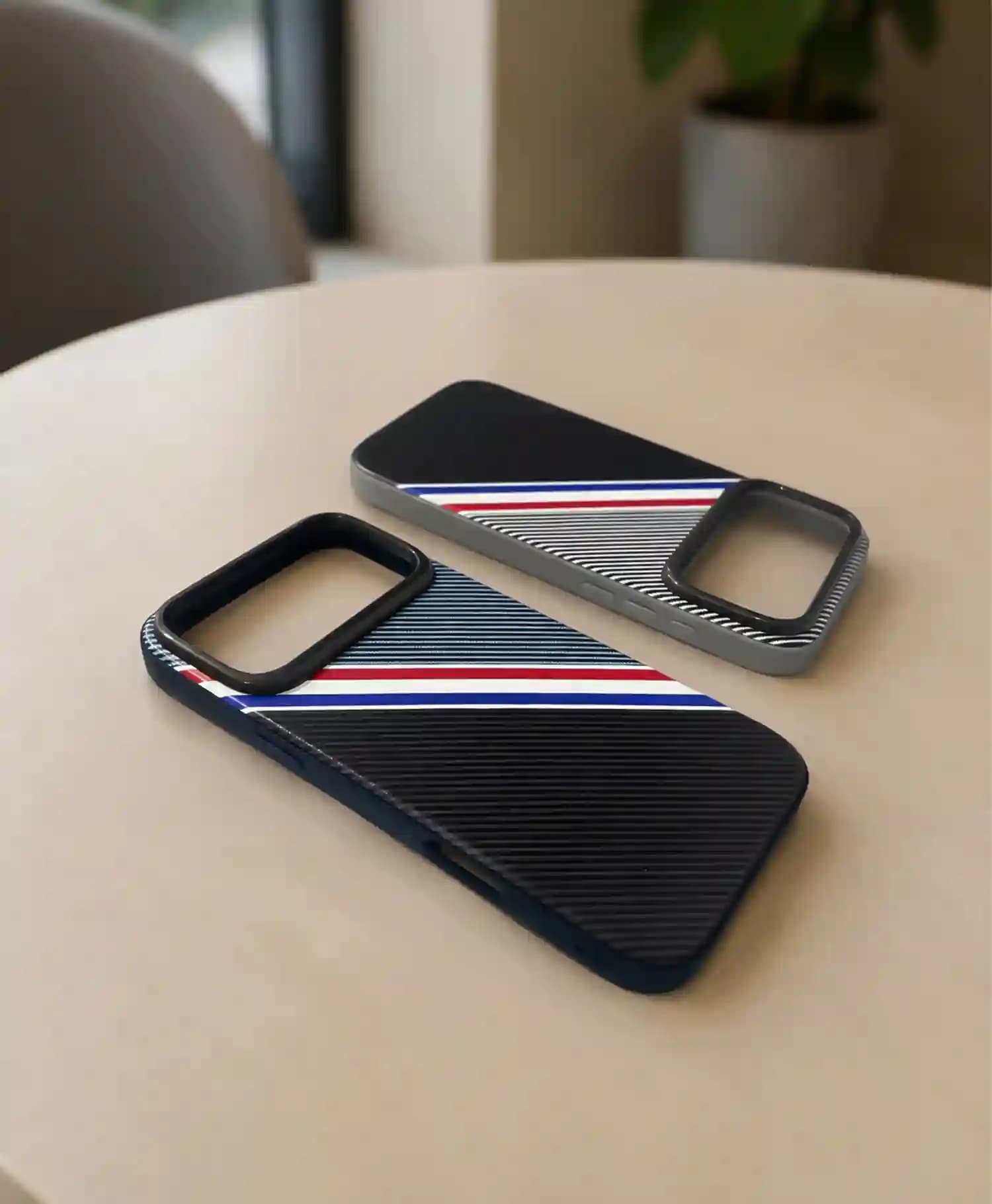 قاب کربنی وینتیج مدل Stylish گوشی موبایل Iphone 17 Pro Max — تصویر ۷
