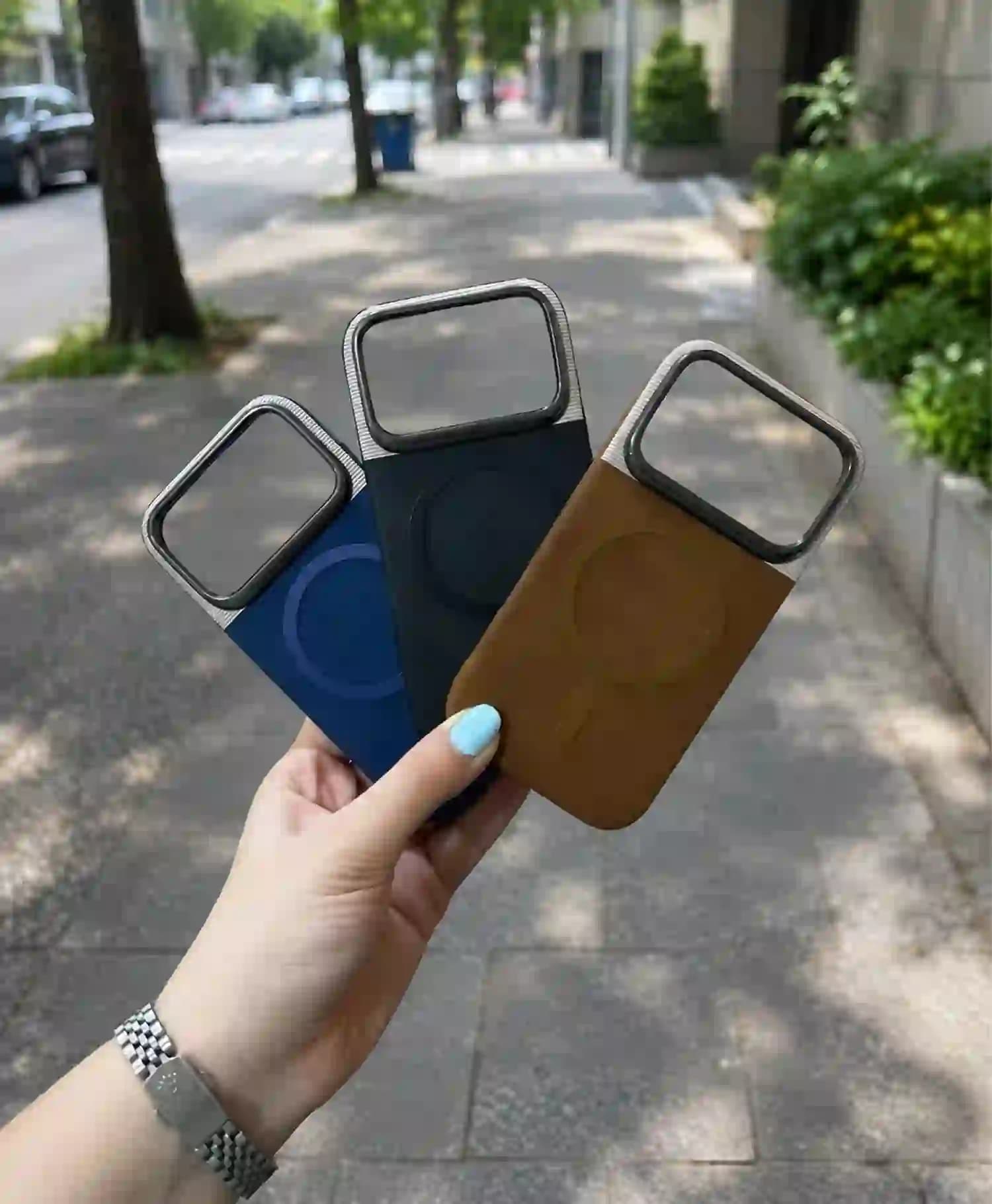 قاب چرمی مگ سیف دار Stylish گوشی موبایل Iphone 17 Pro — تصویر ۱۲