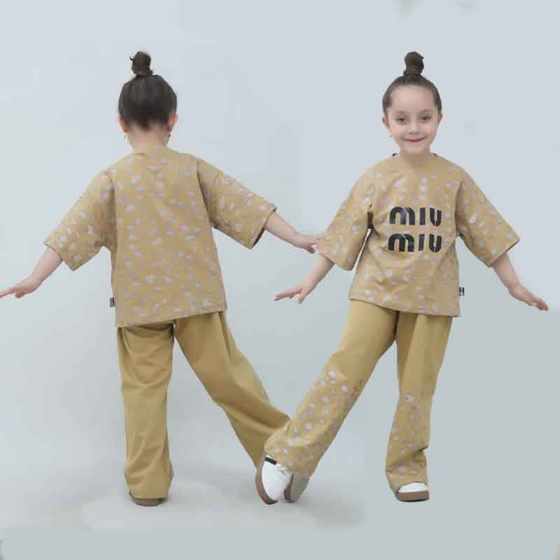 تیشرت شلوار دخترانه طرح پلنگی MIU MIU — تصویر ۱۲