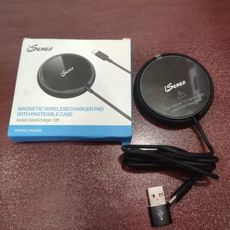 شارژر بی‌سیم مغناطیسی سنو مدل Seneo WaveCharger PA228A با توان 15 وات — تصویر ۲