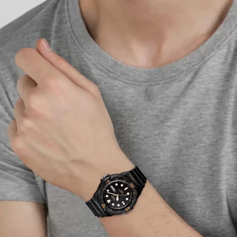 ساعت مچی مردانه کاسیو CASIO MRW-200H-1E — تصویر ۴