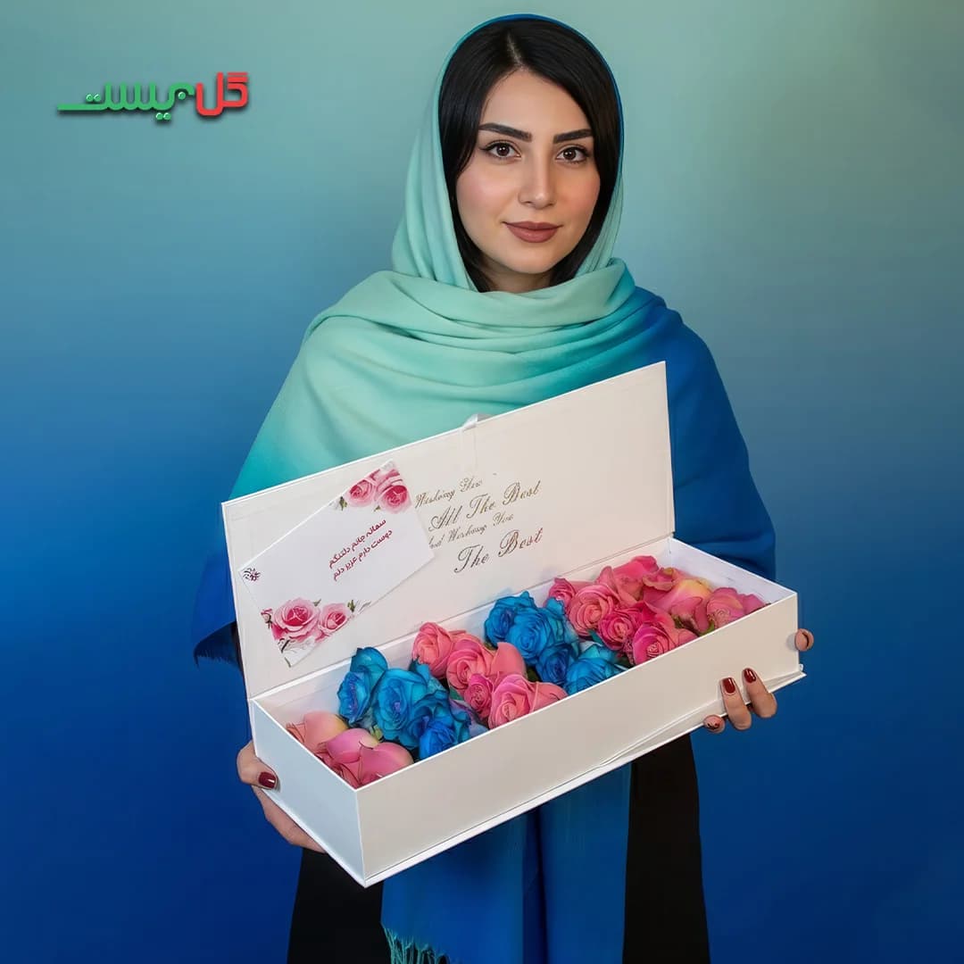 باکس گل مدل نیلا 2 – گل فروشی آنلاین گل بیست — تصویر ۲