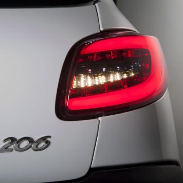 چراغ خطر اسپرت پژو 206 طرح 207 LED — تصویر ۶