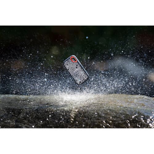 SanDisk 2TB Extreme Portable SSD | هارد اس اس دی سندیسک 2 ترابایت — تصویر ۲