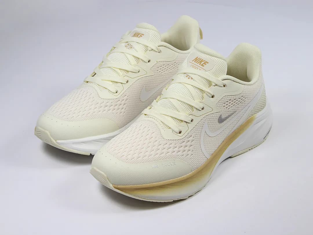 کتونی زنانه رانینگ نایک | Nike Reactx — تصویر ۹