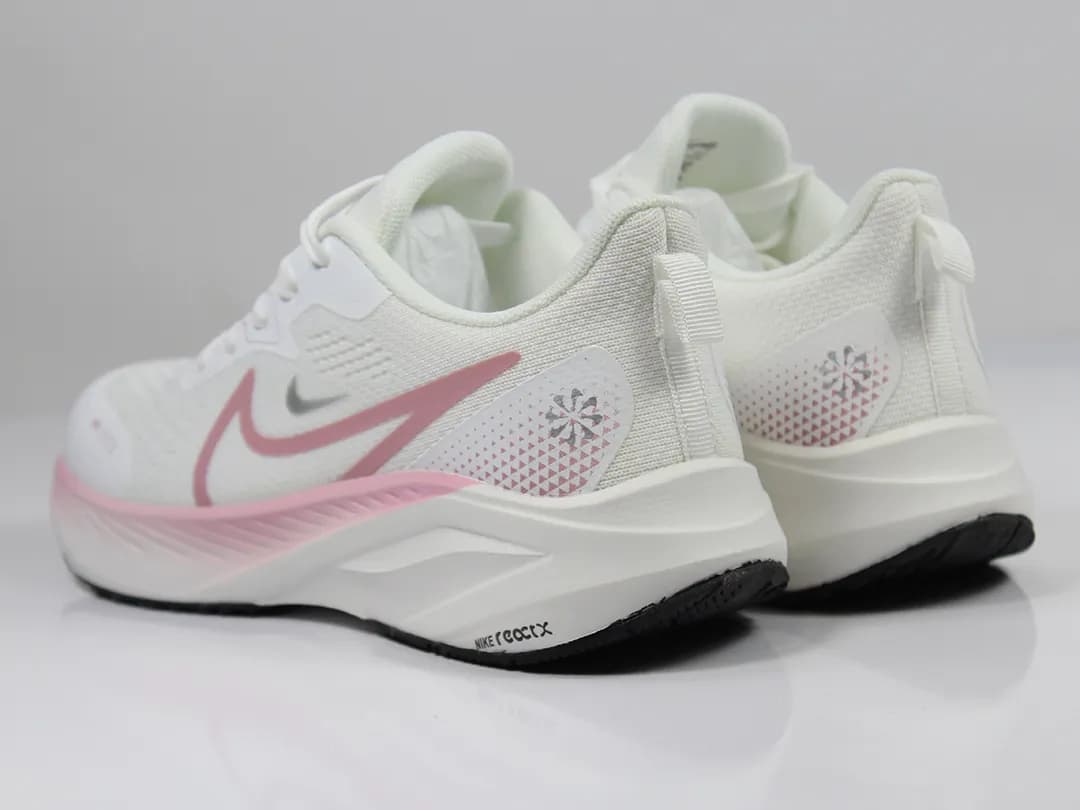کتونی زنانه رانینگ نایک | Nike Reactx — تصویر ۲
