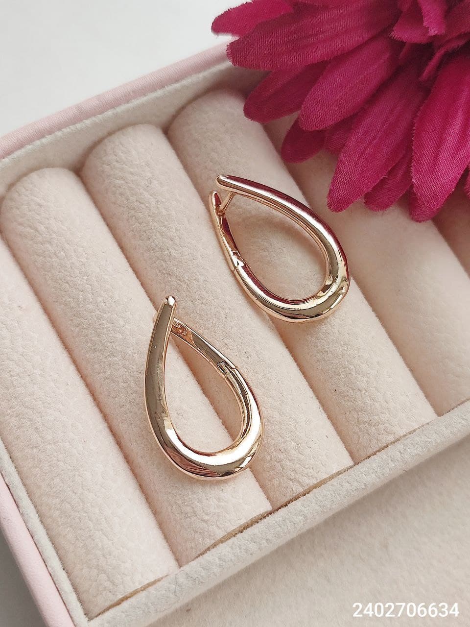 گوشواره حلقه ای طرح اشک مارک ژوپینگ کیفیت عالی رنگ ثابت کد 1616606