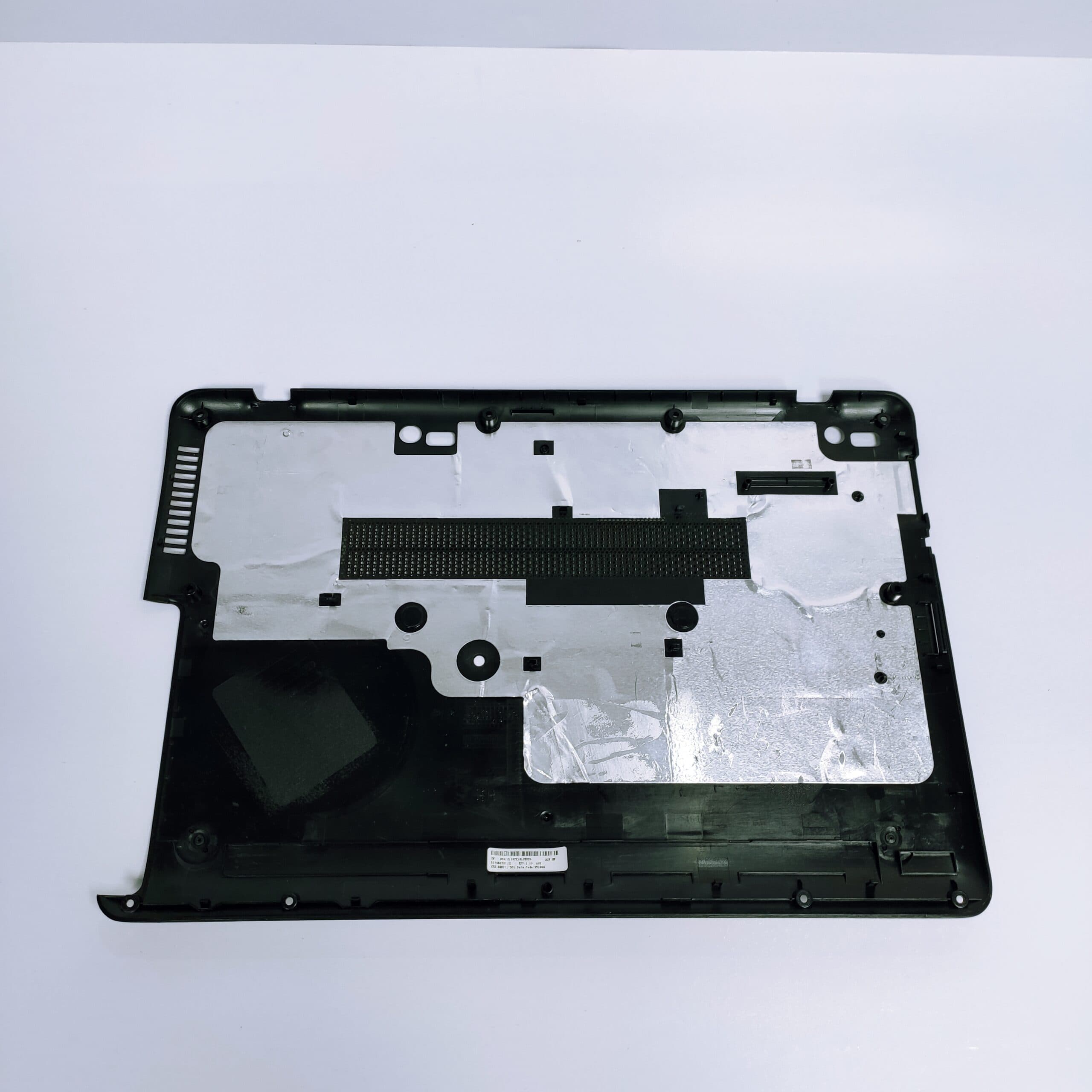 قاب کف لپ تاپ HP Probook 650 G2 — تصویر ۴