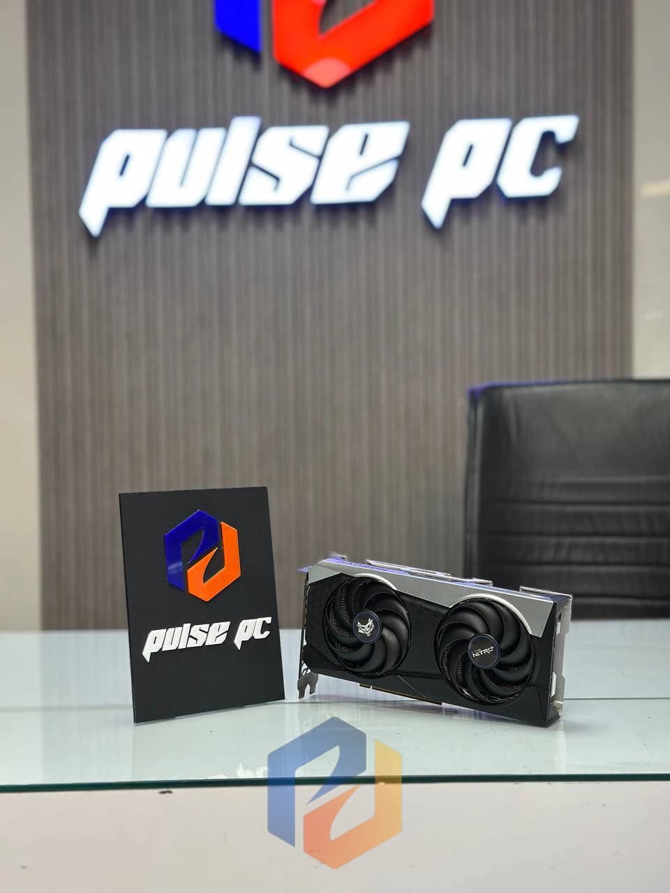کارت گرافیک Sapphire NITRO+ RX 6600 XT (استوک) — تصویر ۳