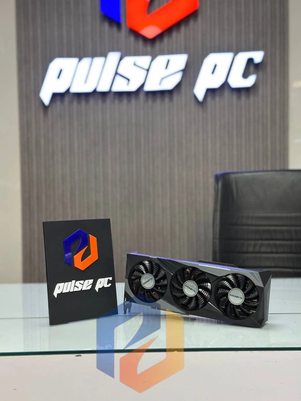 کارت گرافیک GIGABYTE GeForce RTX™ 3070 GAMING OC 8G (استوک) — تصویر ۸