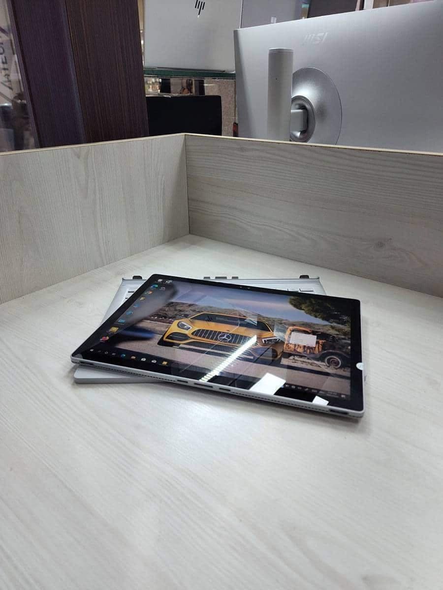 مایکروسافت سرفیس بوک Microsoft SurfaceBook2 — تصویر ۱۰