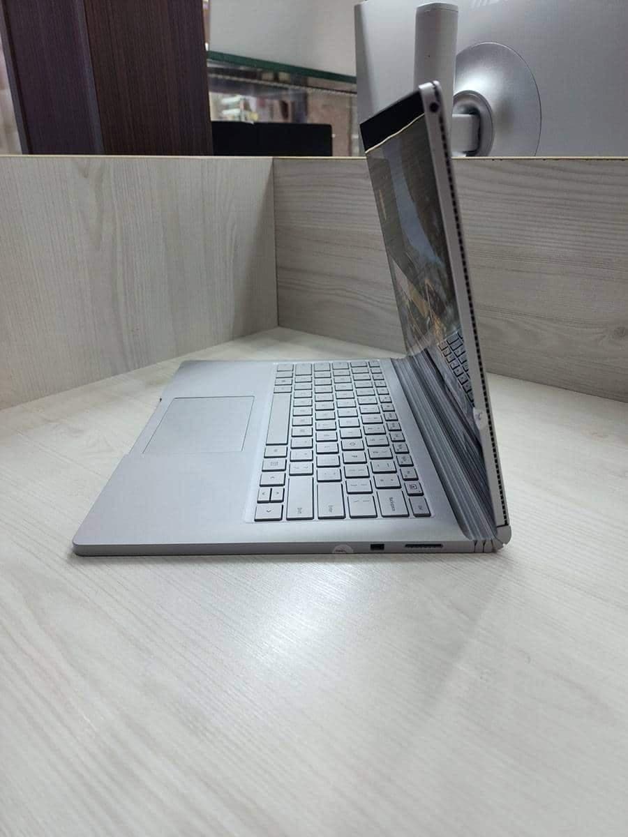 مایکروسافت سرفیس بوک Microsoft SurfaceBook2 — تصویر ۴